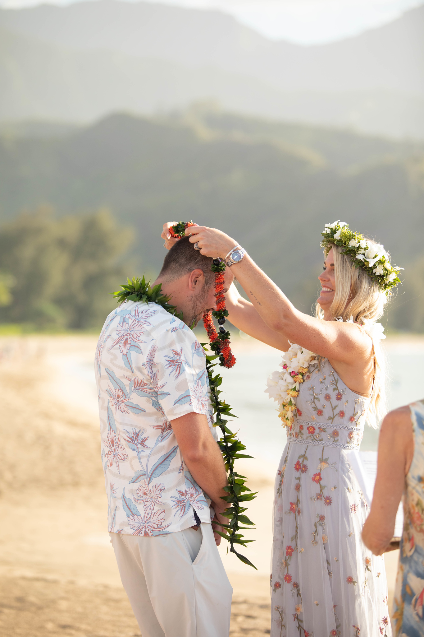Kauai wedding lei